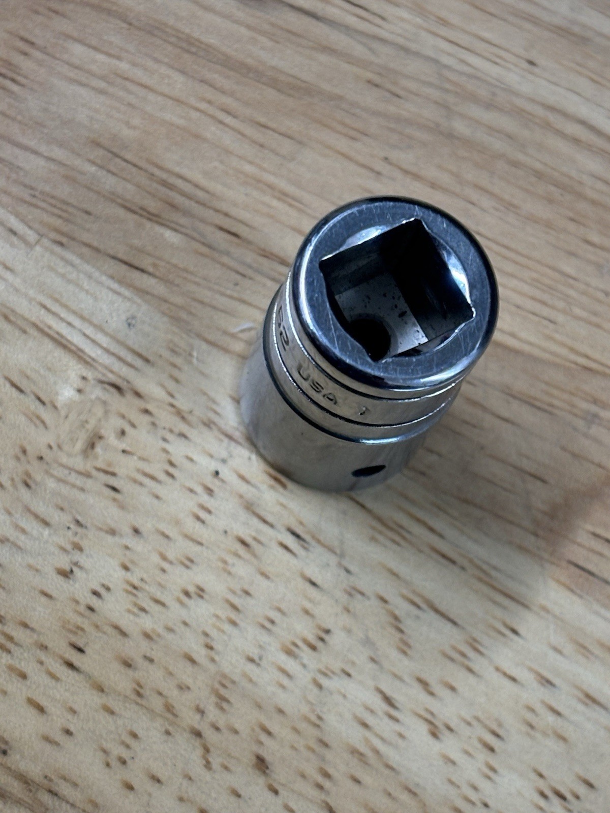 Snap On 3/8″ Drive 3/8″ Flat Tip Short Bit Driver Socket USA F62E (missing bit)