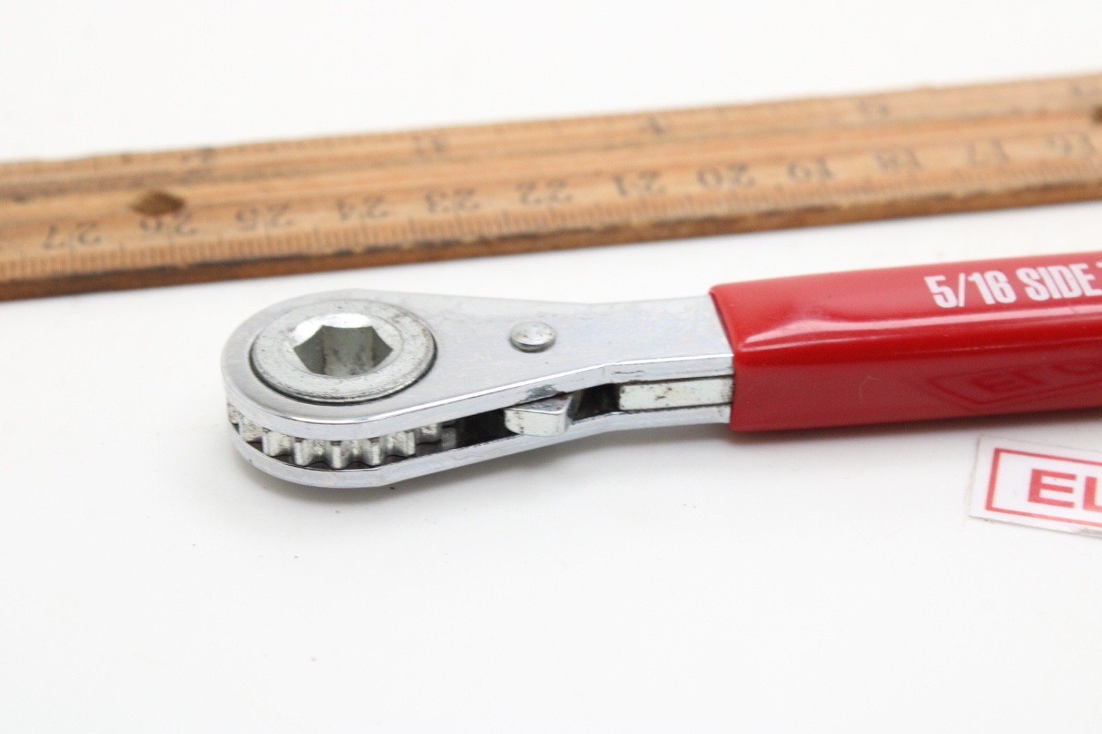 Unbranded YA249 5/16″ Battery Side Terminal G.M. Battery Ratchet Wrench USA