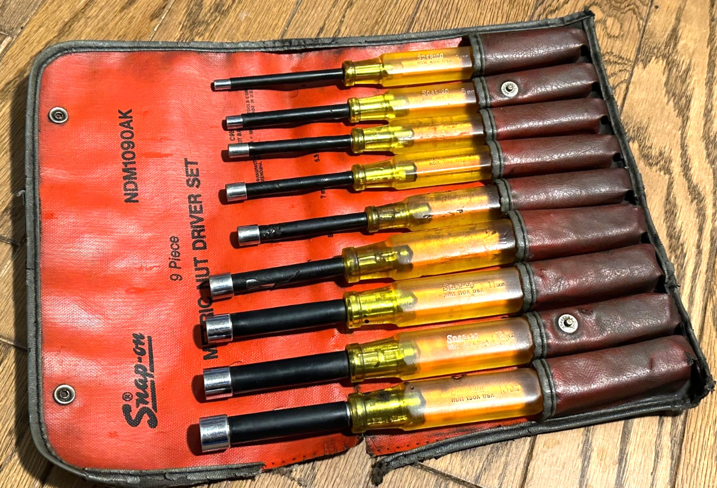 🇺🇸 SNAP ON Tools Covered Shaft Nut Driver METRIC Screwdriver Set Lot Yellow