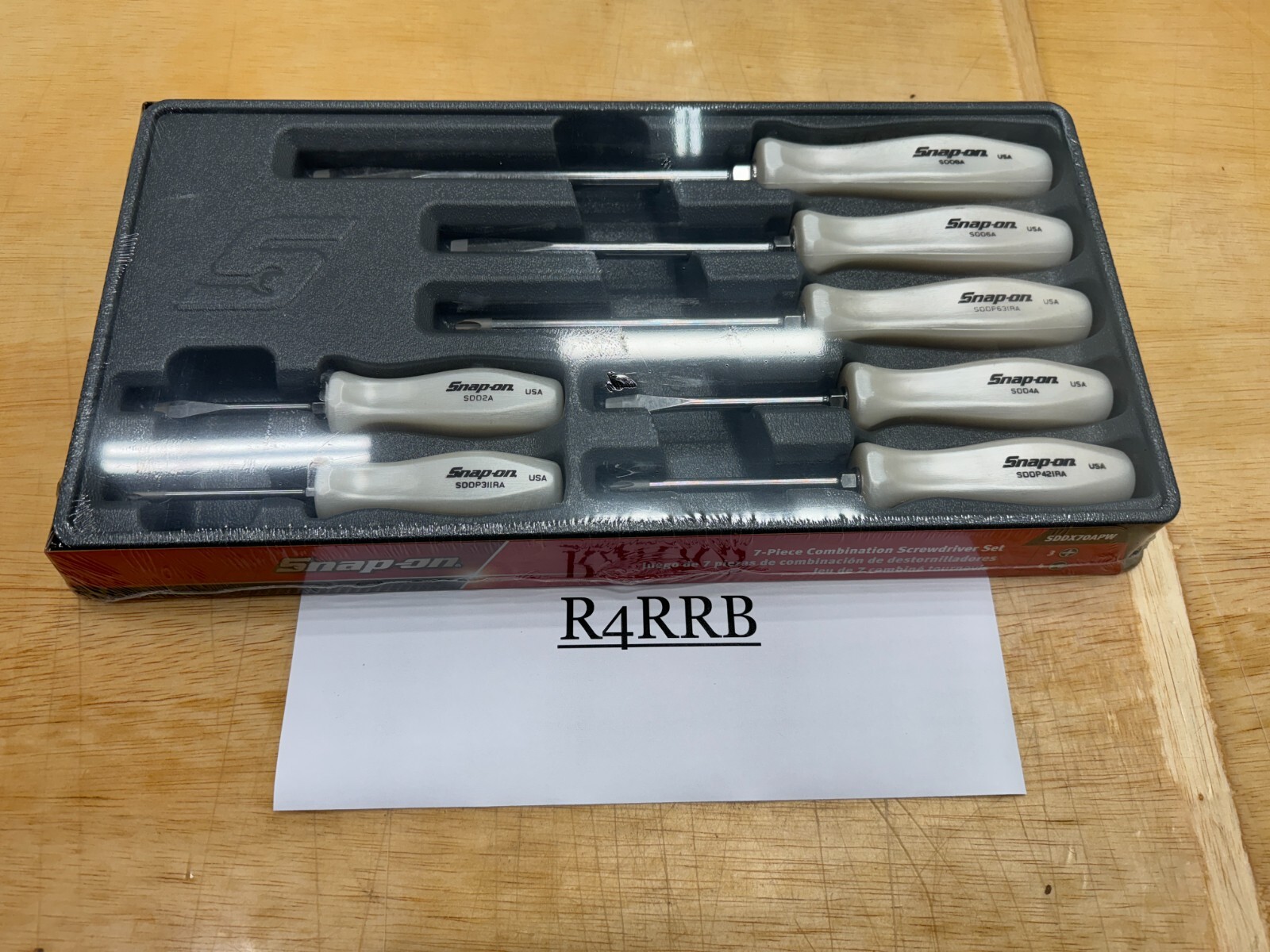 Snap-on Tools USA NEW NOS 7PC PEARL WHITE Hard Handle Screwdriver Set SDDX70APW