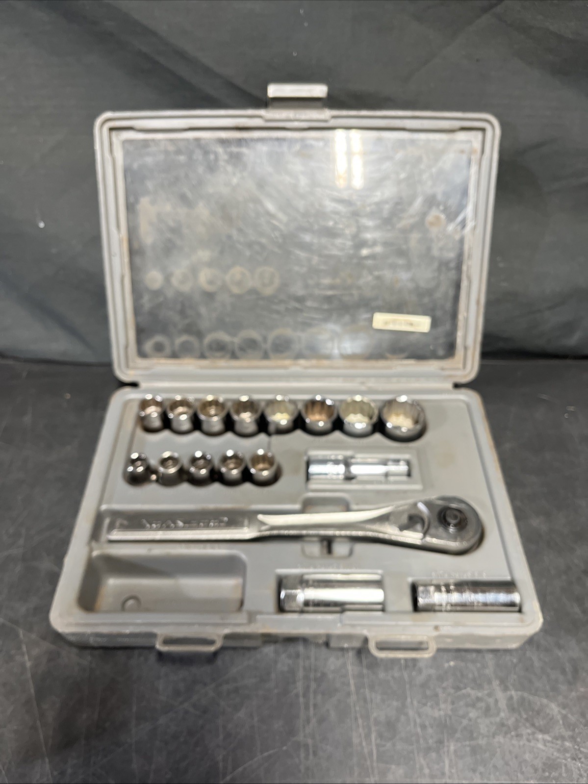 Craftsman USA 1/2” Drive 17pc Metric Socket Set & Ratchet 34831 12 Point