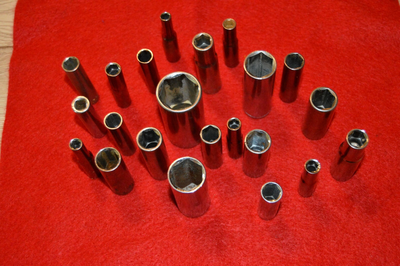 Craftsman USA 3/8″ Dr – SAE and Metric DEEP!!!! Socket 6 and 12 Point