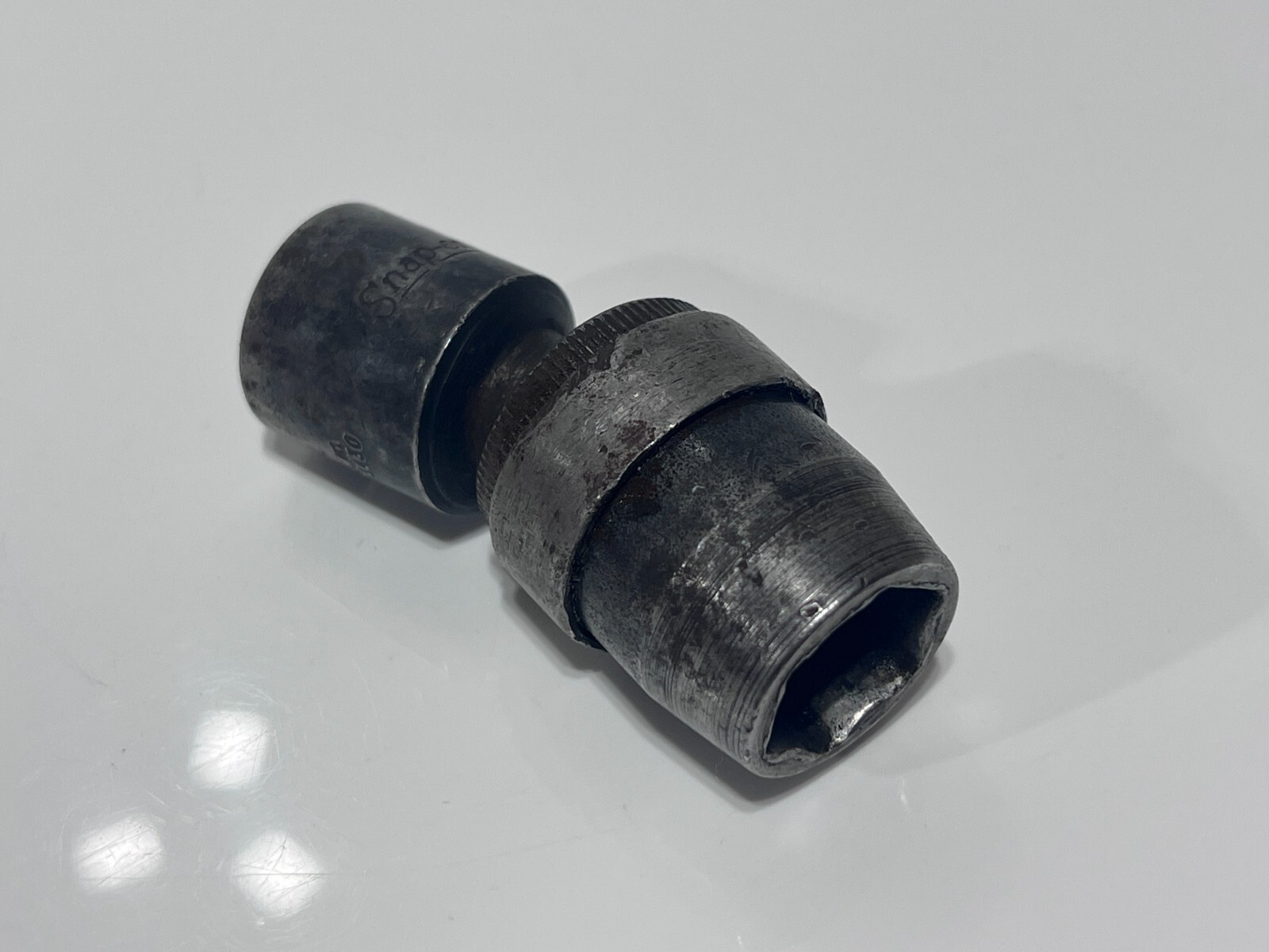 Snap-On Tools USA IMB220D SAE 11/16″ Swivel Universal Impact Socket – 1/2″ Drive