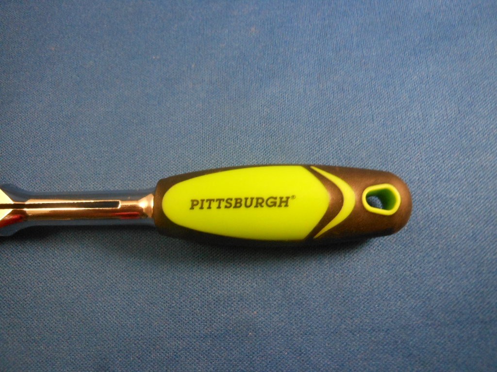 New PITTSBURGH 1/4” Drive Quick Release Swivel Roto Head Ratchet 70151 Green