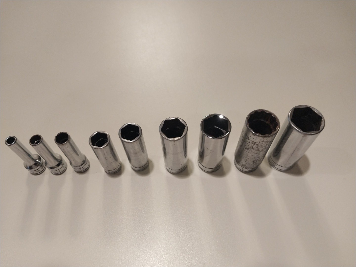 Snap On 3/8 Dr. Deep Sockets Sae #143