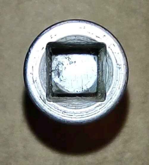 Snap On FVU20 5/8″ Universal Swivel Socket 3/8 Drive 12 point USA