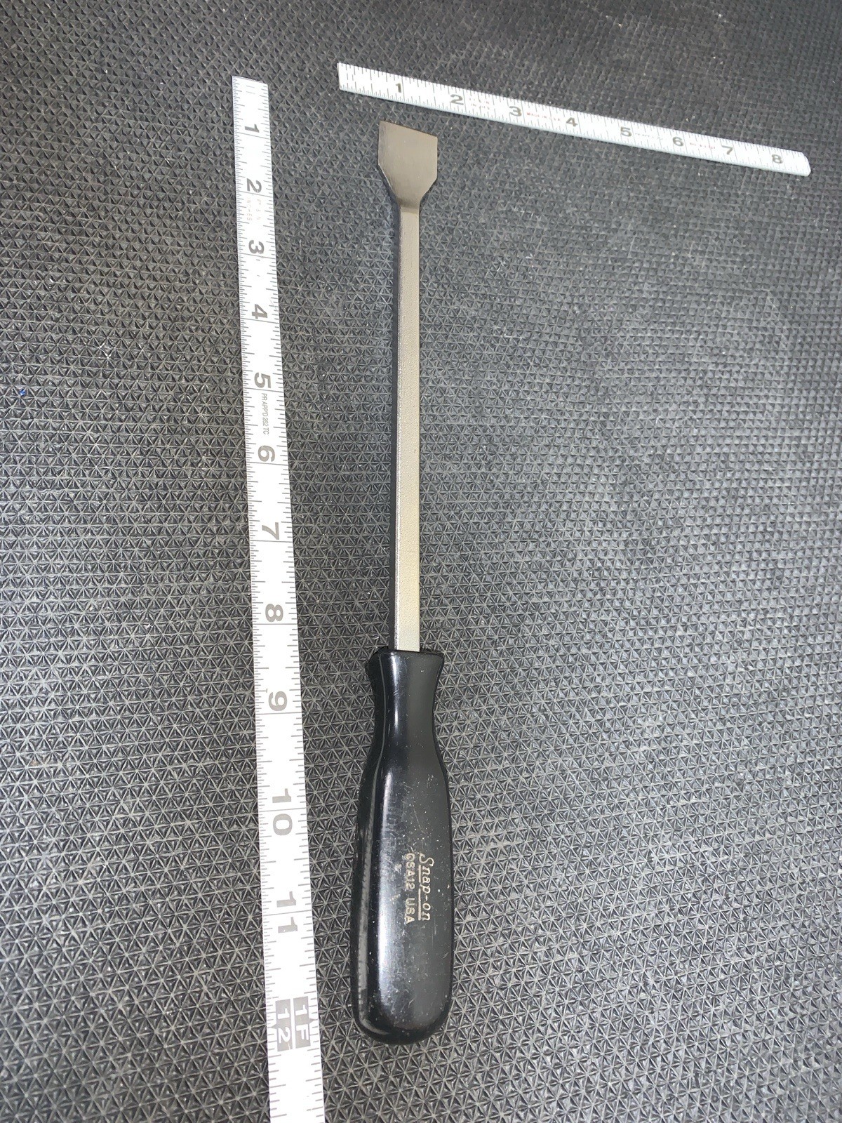unused Carbon Scraper Snap On Tools CSA12C 12-7/8″ Black Hard Handle Rigid