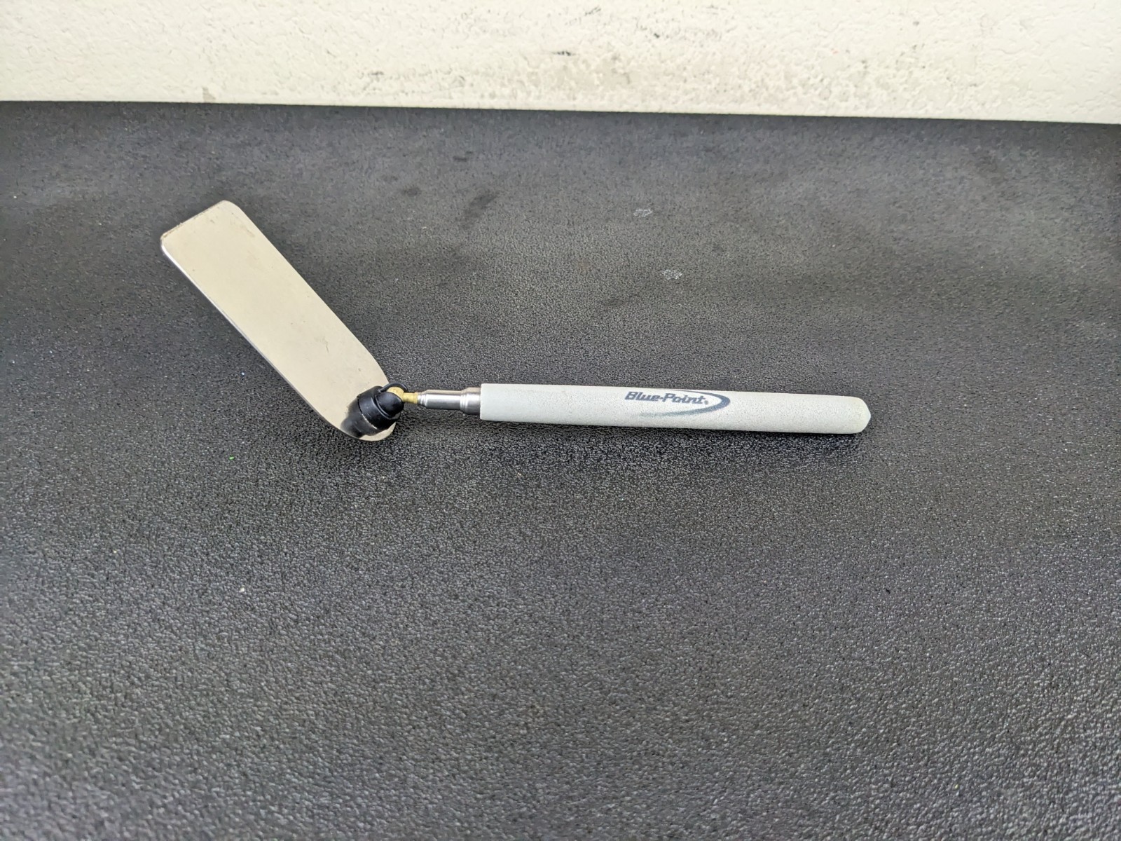 #bp086 Blue-Point USA Steel Telescoping Hinged Mirror TKSS01MIR