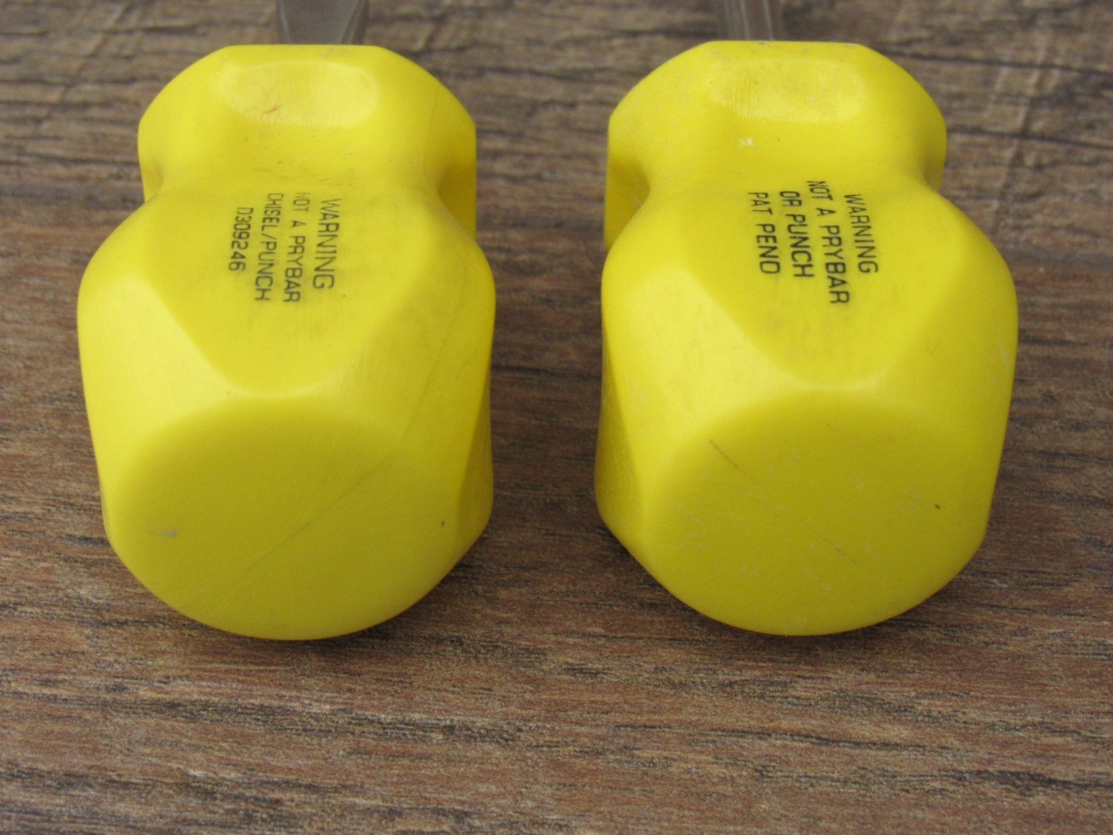 SNAP ON SDD1 FLAT TIP SDDP22 # 2 PHILLIPS STUBBY YELLOW HANDLE SCREWDRIVER SET 2
