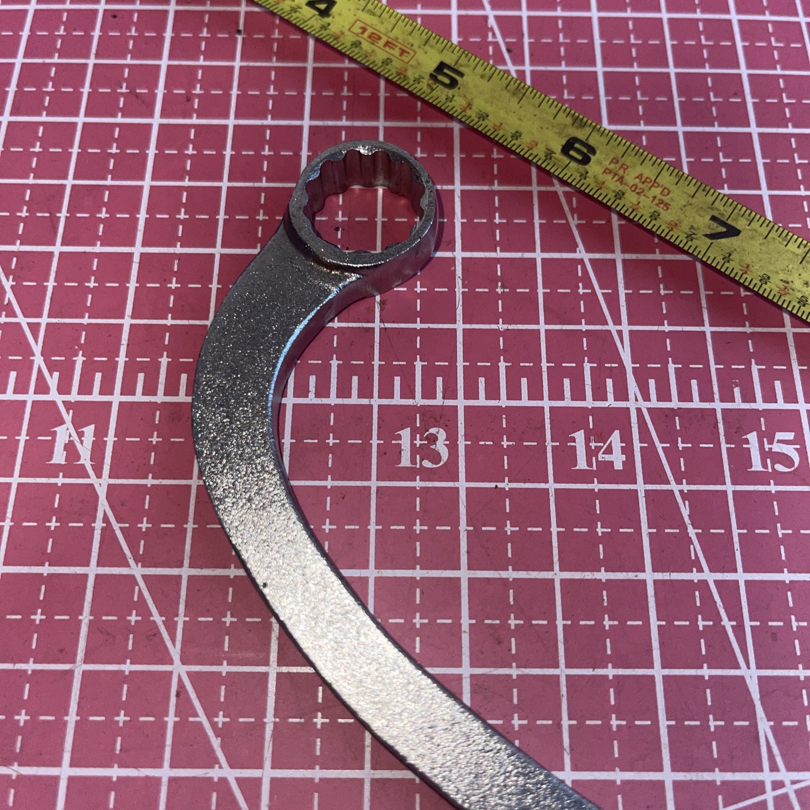 NOS Bonney USA 2701 5/8 In X 9/16 In SAE Obstruction 12 Point Wrench Banana Dist