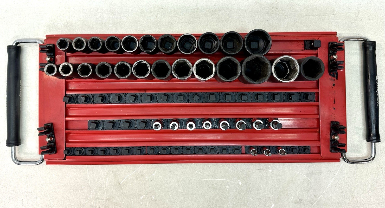 Miscellaneous Brands Socket Set with Tray