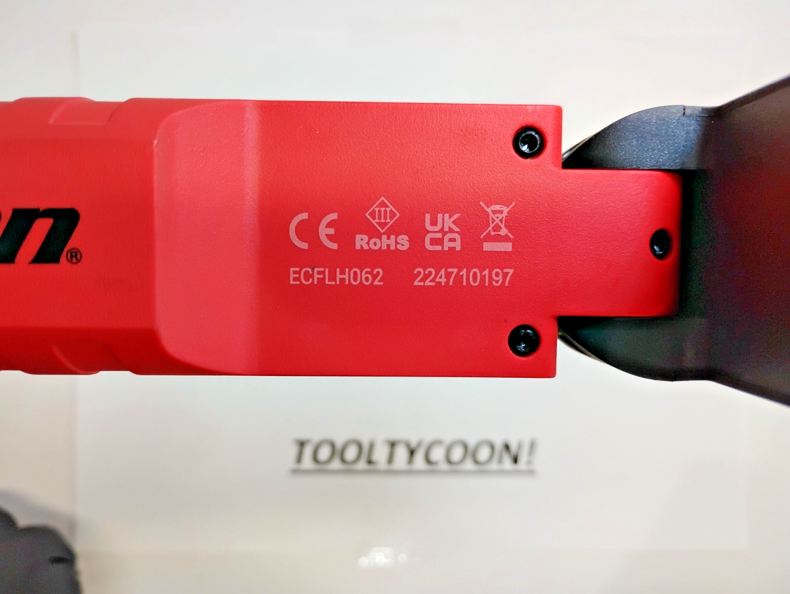 Snap-On Tools NEW ECFLH062 PIVOT HEAD Flashlight RED 600 LUMEN RECHARGABLE