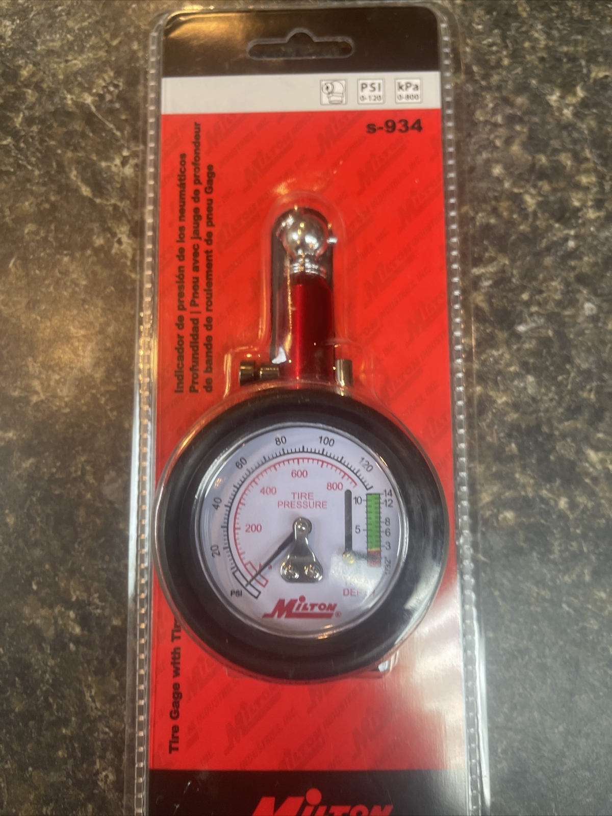 Milton S-934 Dial Tire Gauge, 0-120 PSI – 2 lb increments New Sealed