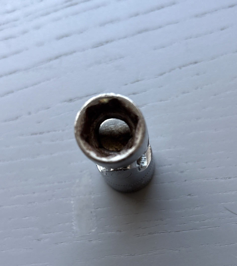 Snap-on # FSUM12 12mm 6pt Flex Swivel Socket 3/8″ Drive USA Fast Shipping
