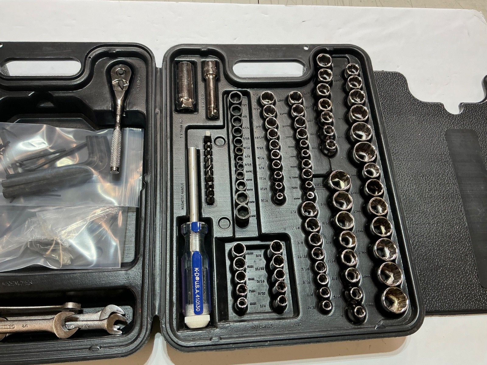 Vtg Allen 119 pc 1/4 & 3/8″ drive socket set USA made rare metric & SAE