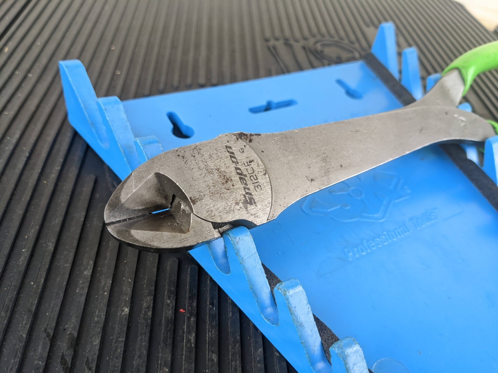 #at885 Snap On 312CF GREEN – 11″ Heavy Duty Diagonal Cutters