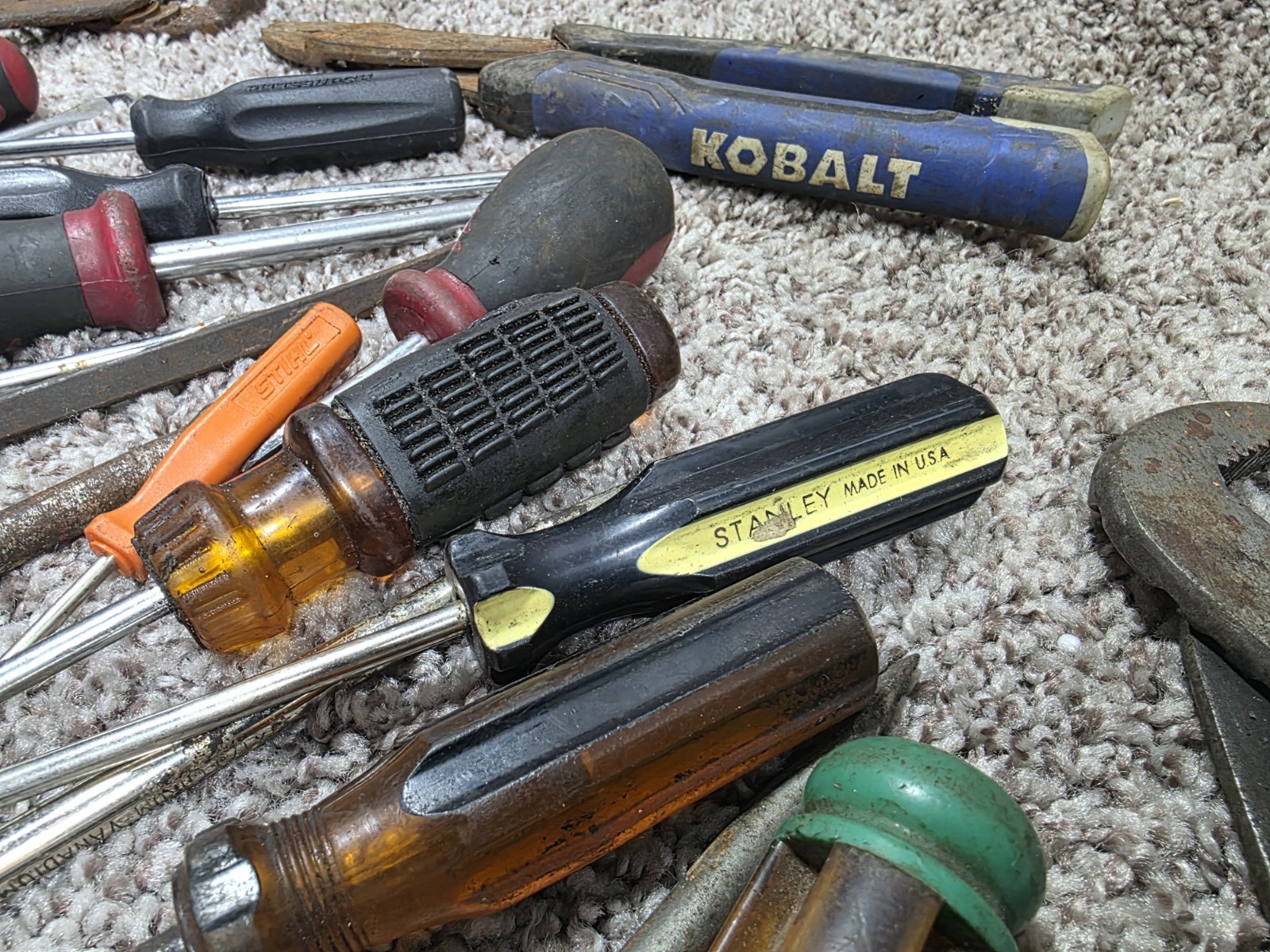 40+ Screwdrivers & Pliers Used Some Name Brand & Ogher Various Brands