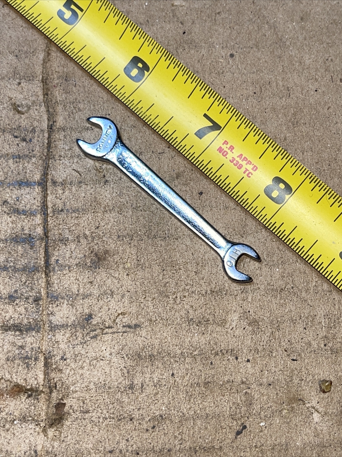 Vintage Bonney USA H10 7/32 in x 3/16 in SAE miniature Open End Wrench Mint