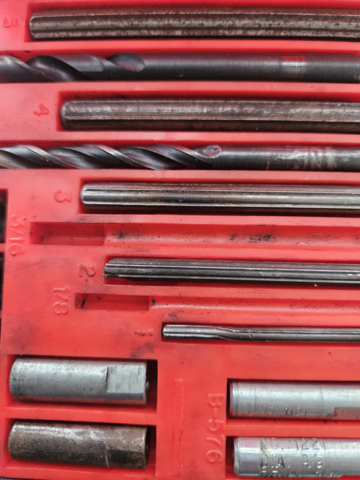 Snap On Blue Point Screw 1020 Extractor Set 1020 Screw Extractor Set