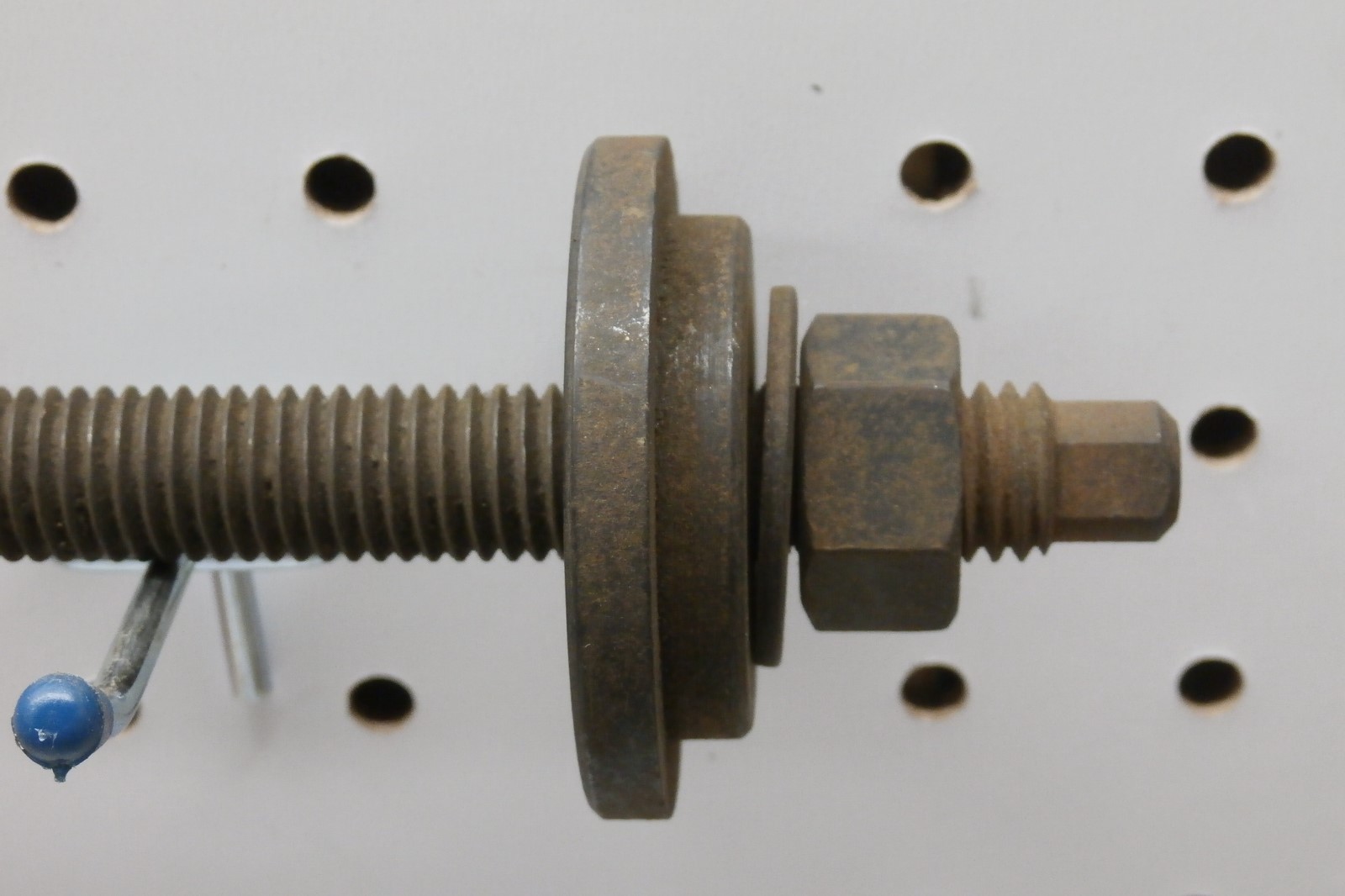 MD998283 -1 Colt Arrow Puller, Right Left Counterbalance Shaft Rear Bushings `
