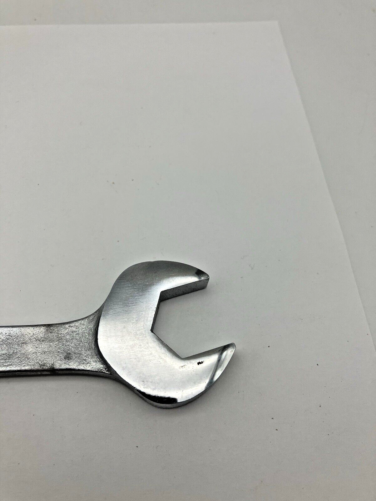 Wright Tools 1322 5/8″ X 11/16″ Open End Wrench USA