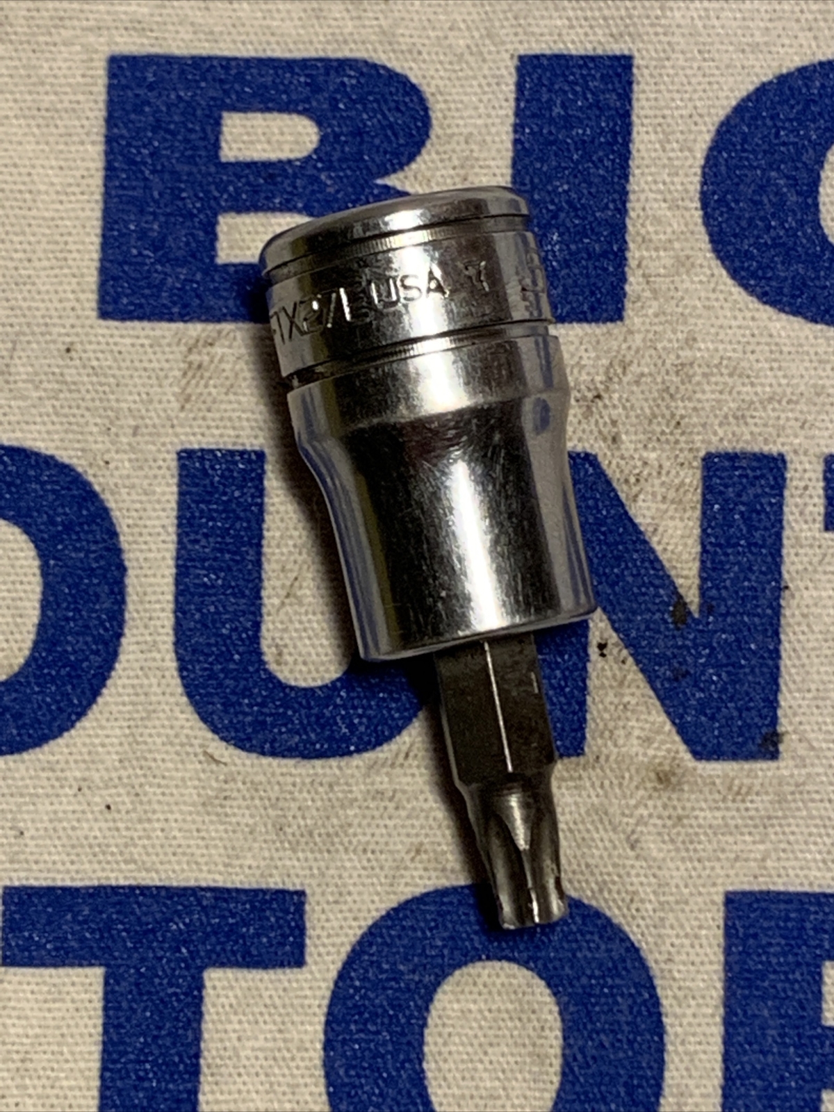 1997 Snap-on Tools USA 3/8″ Drive T27 Standard Torx Bit Chrome Socket FTX27E