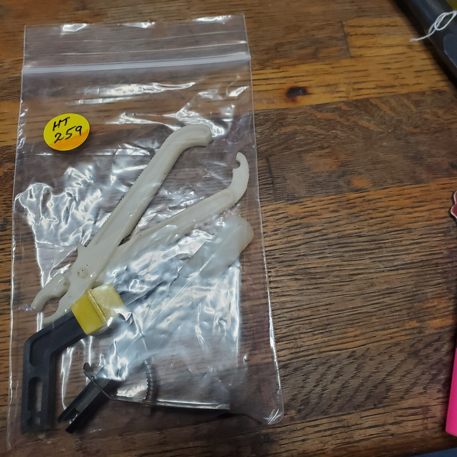 2ct. Used Nylon Electrical Fuse Pullers Tongs. HT#259
