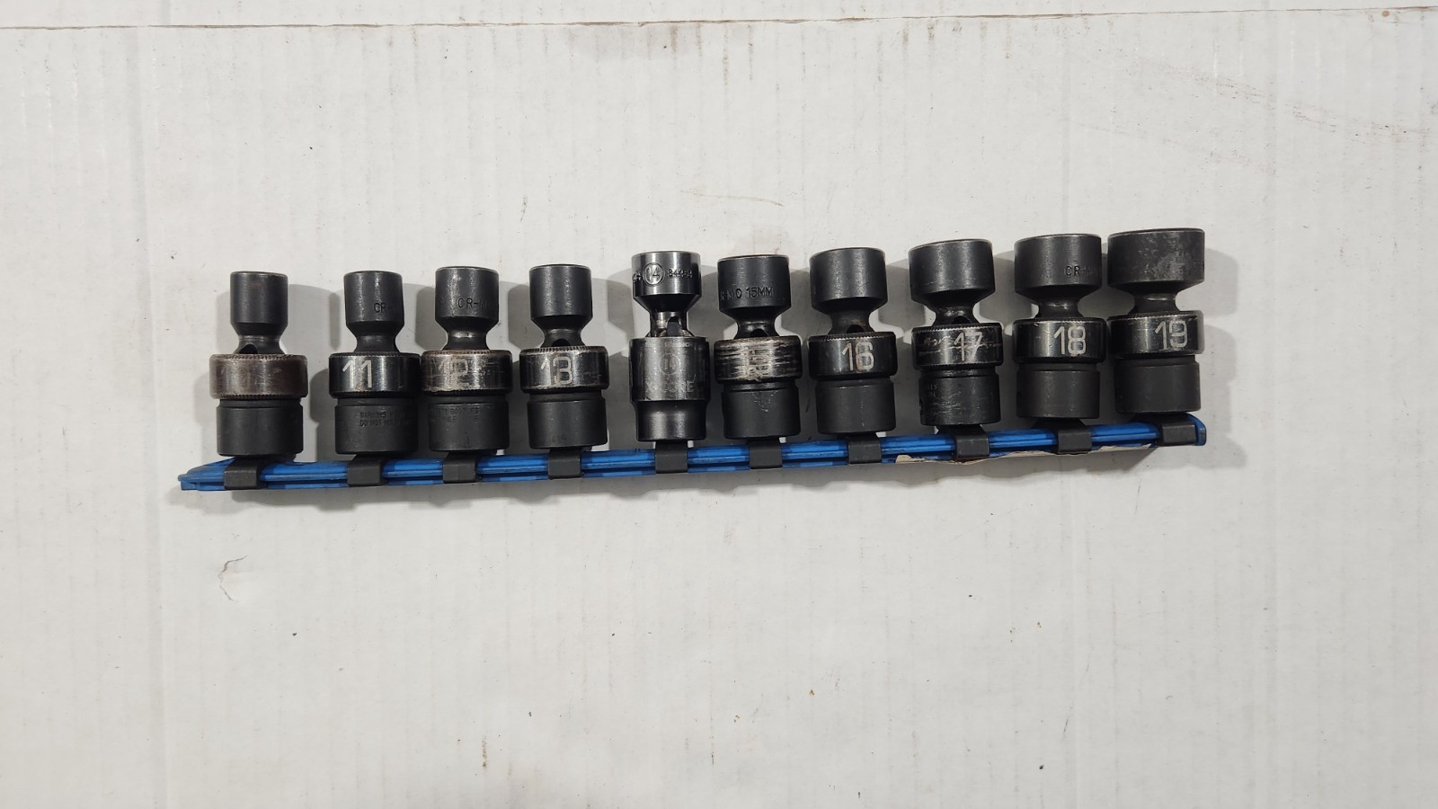 Matco 10-19MM ADV 10 Pc. 3/8″ Metric 6 Point Swivel Universal IMPACT Socket Set