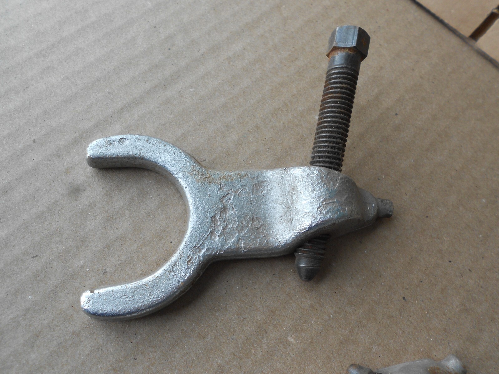 Mac Tool CC7044 for Ford Pinto Mustang Mercury Bobcat Rear RH & LH Original