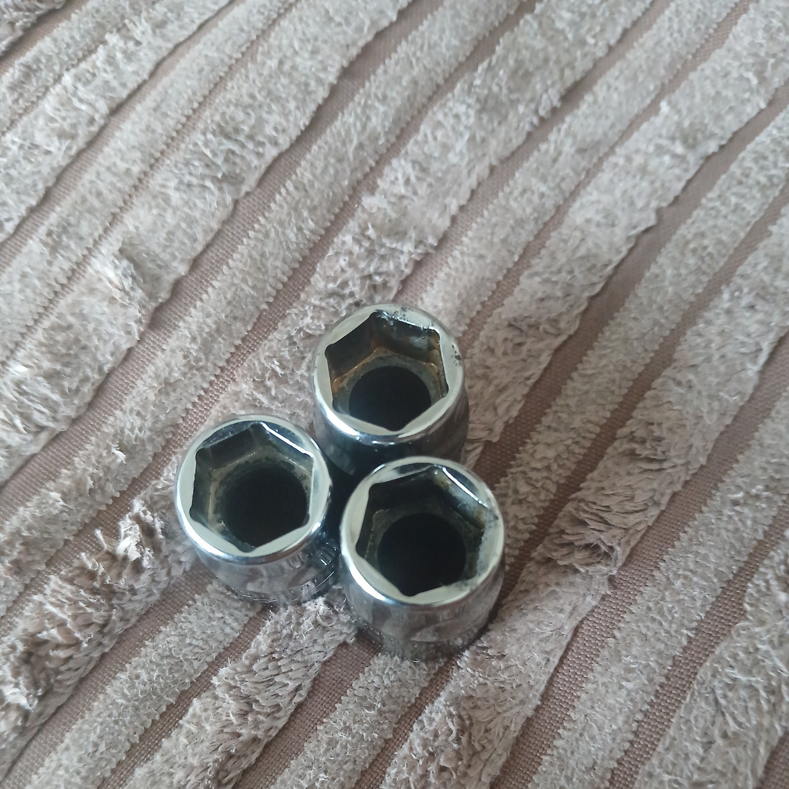 1x Snap-On 3/8″ Dr. 6-Point Shallow Socket 11mm FSM111