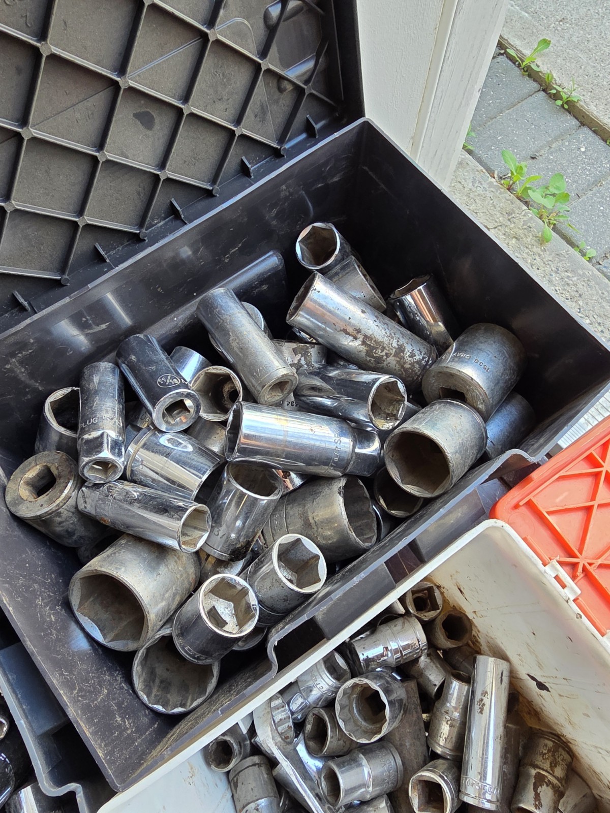 HUGE 80+ LBS Lot Of Various Sockets Craftsman, ITC, Westward, Mastercr
