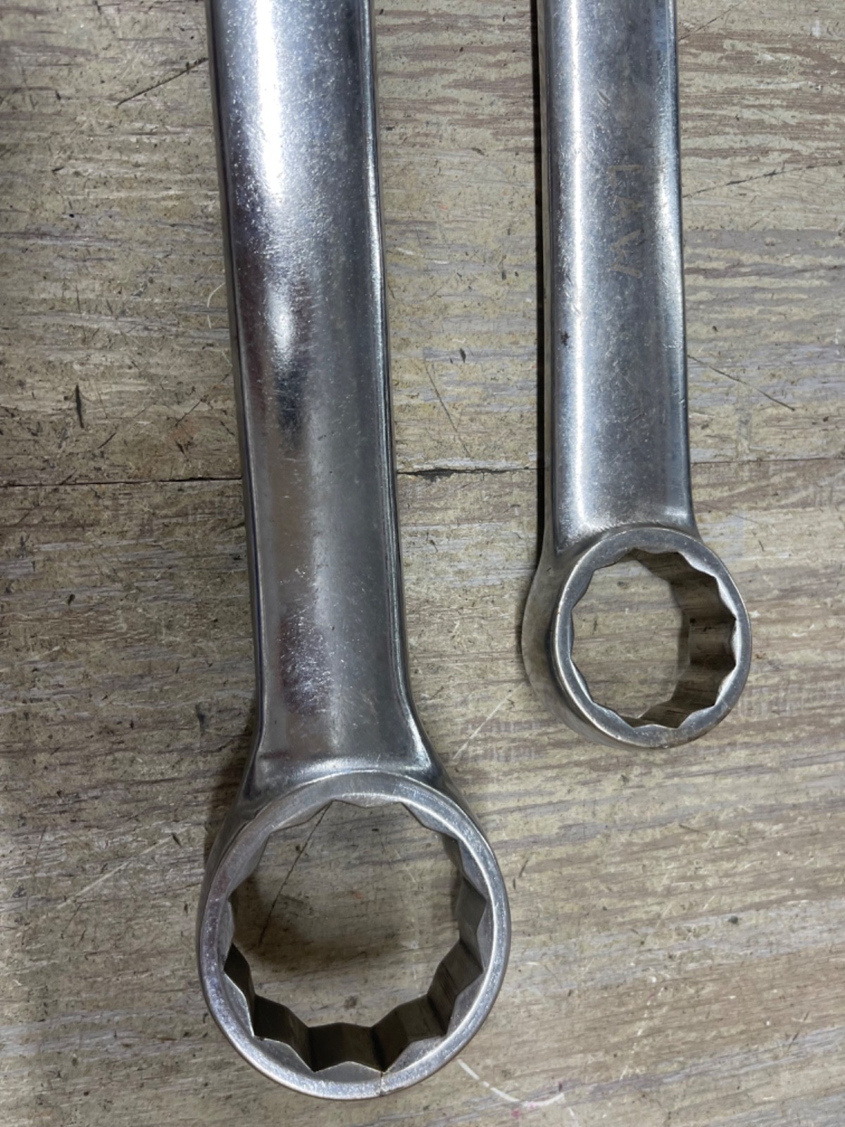 2PCS Armstrong Armaloy USA SAE 12 PT 2-25-264-2, 17-16-25-246-17/16 Wrenches