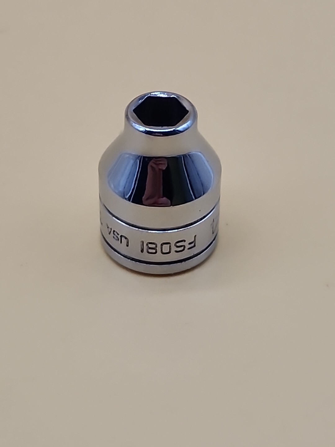 Snap On Tools 1/4″ SAE Flank Drive Shallow Socket 3/8″ Drive 6 Point FS081 USA