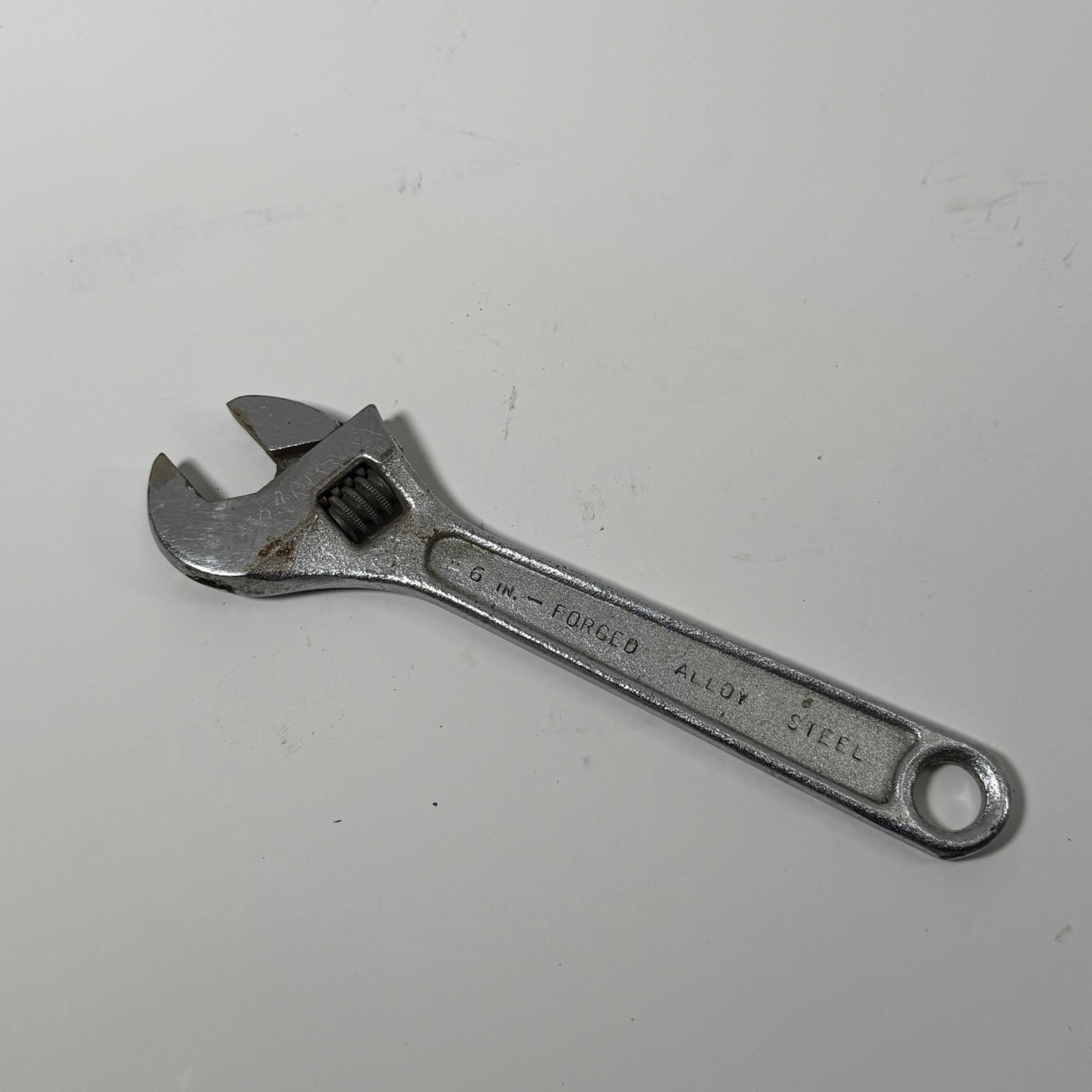 «INDESTRO SUPER» U.S.A. #3586A 6″ FORGED ALLOY STEEL ADJUSTABLE END WRENCH.