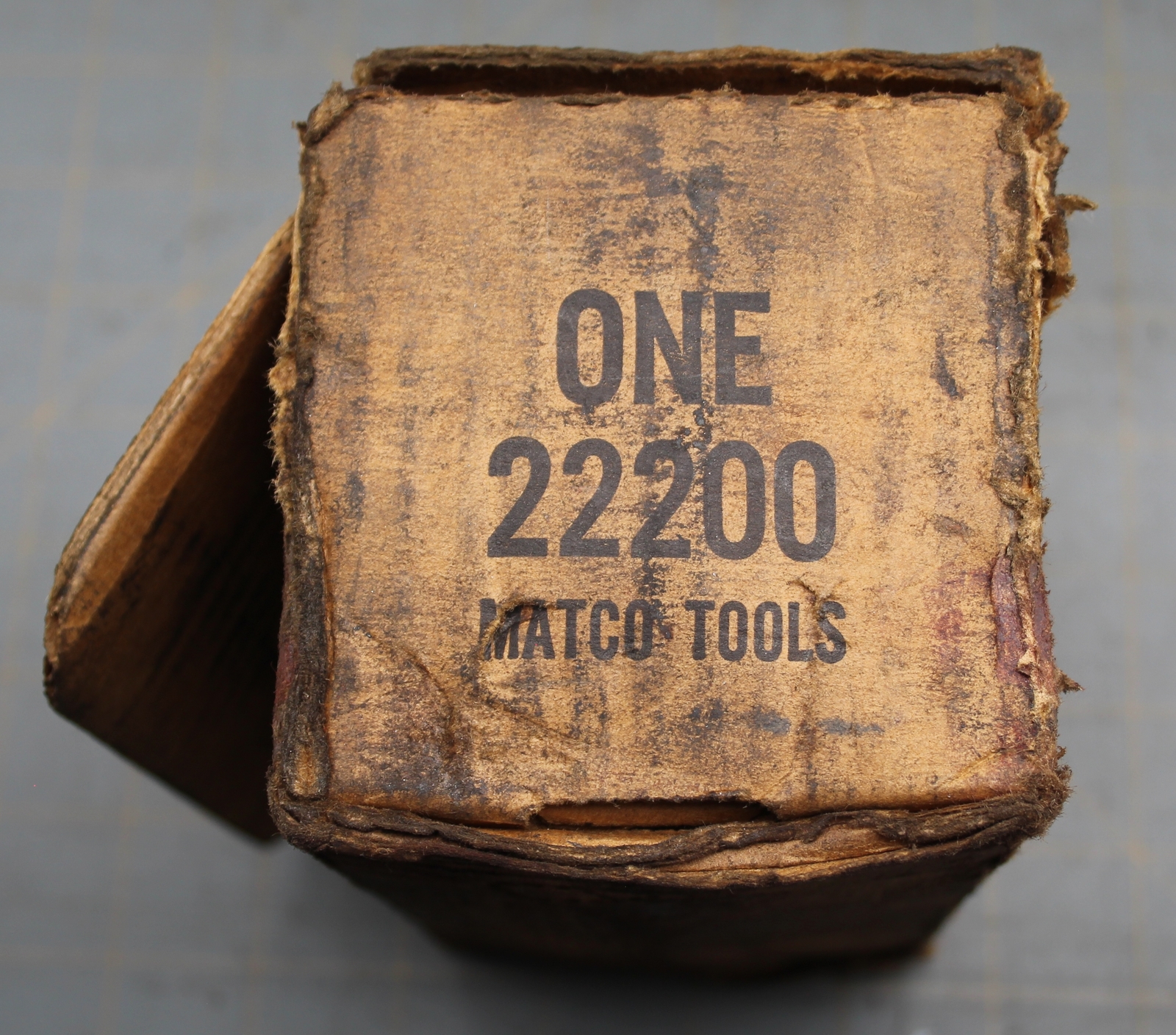 Matco Tools 22200 4WD 1-1/2″ / 1-5/8″ / 2″ Spindle Puller US same as Lisle