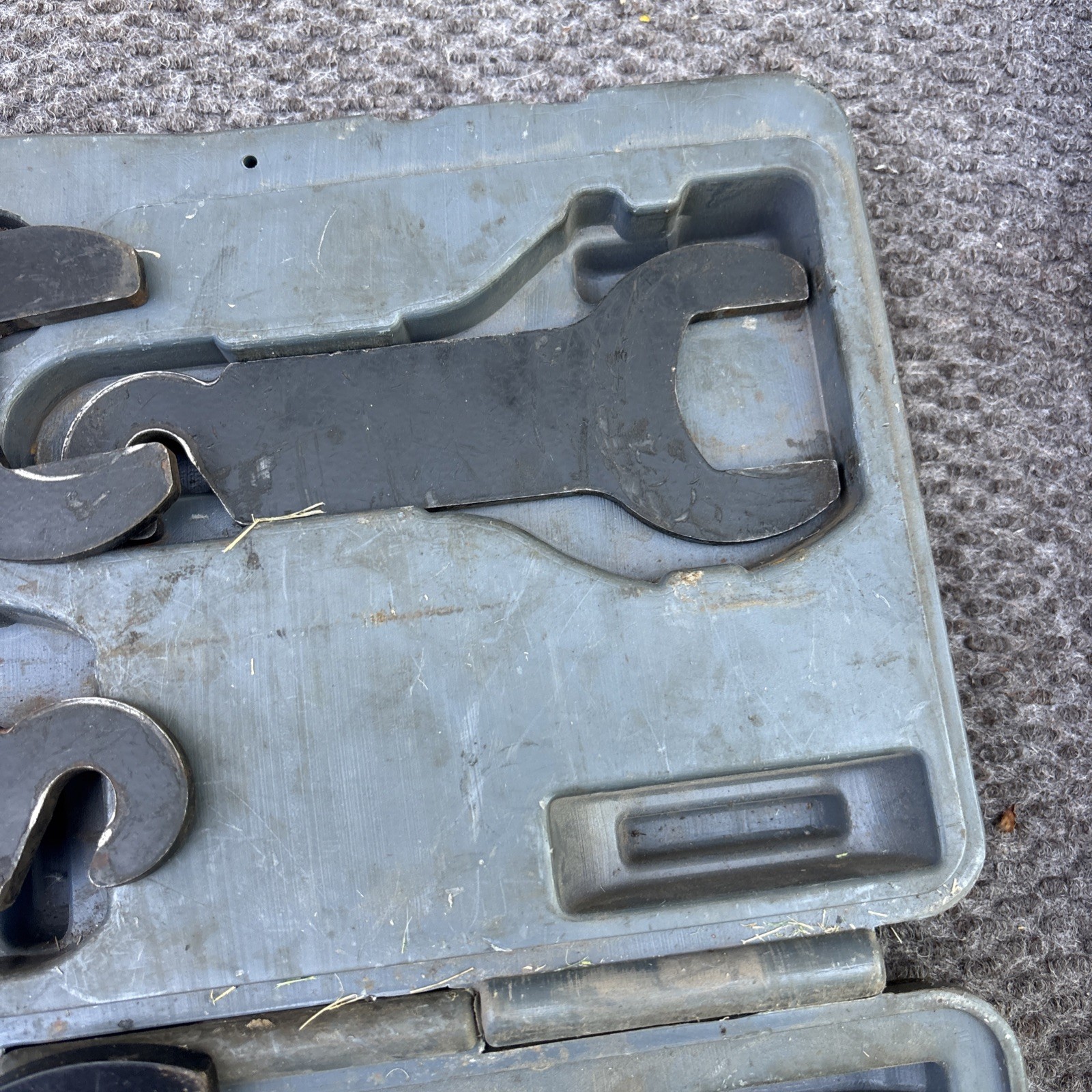 lisle 43300 pneumatic fan clutch wrench set