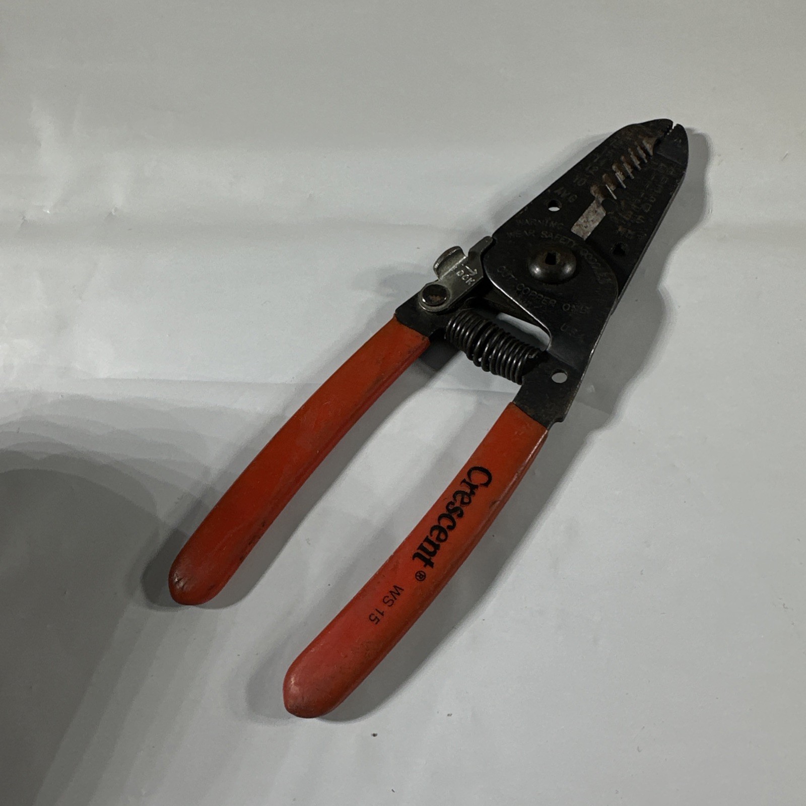 Crescent WS15 6″ Self-Opening Wire Strippers / Cutters 10-20 AWG USA Made