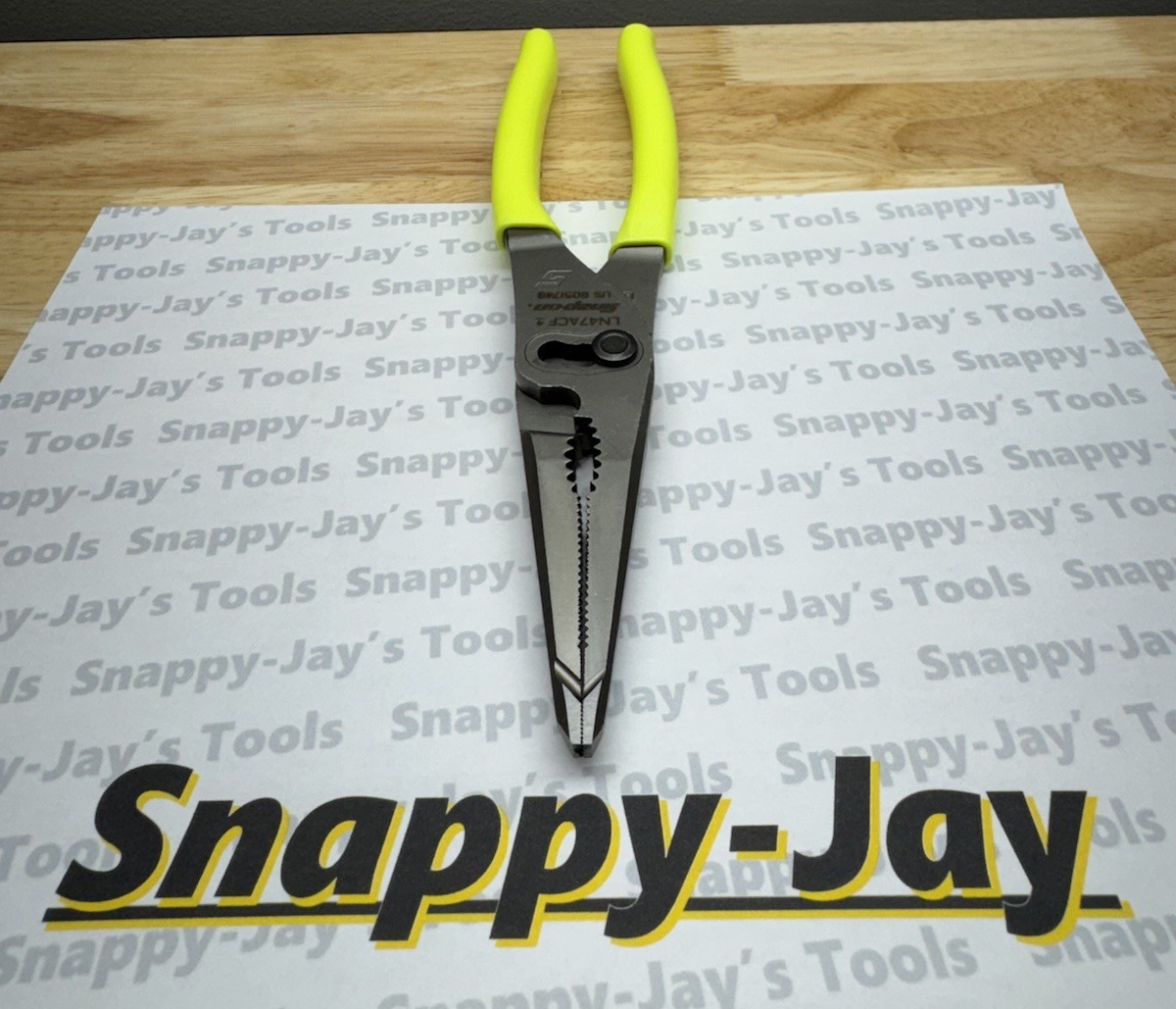 Snap-on Tools USA NEW HI-VIZ 9″ Soft Grip Long Nose Slip Joint Pliers LN47ACF