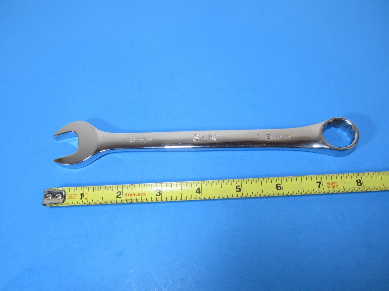 S.K. TOOLS * New Old Stock * 18mm 12-point # – 88318 Combination Wrench