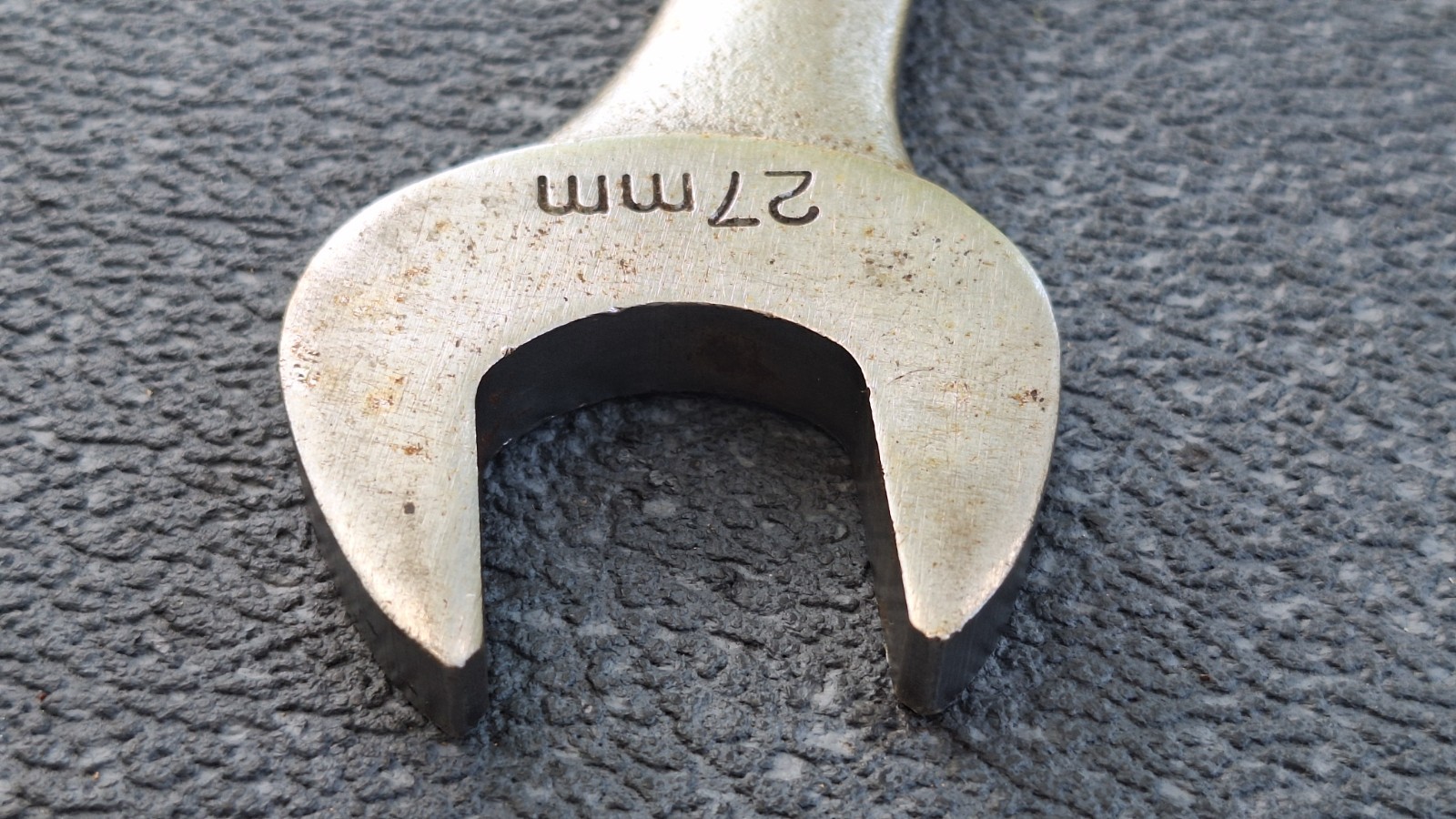 Craftsman USA 42933 -V- 27mm & 42923 -V- 24mm 12 Point Combination Wrench Set