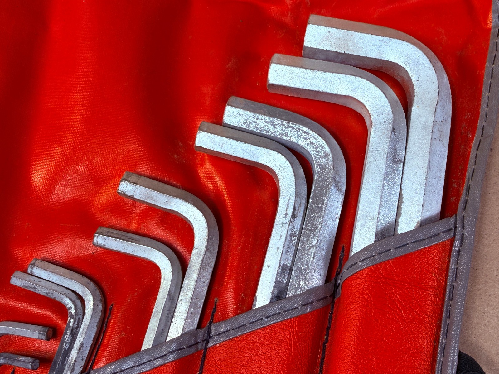 GREAT – Vintage Snap-on C-67 SAE Allen Hex Wrench Set – 14 in Pouch 3/32 to 5/8″