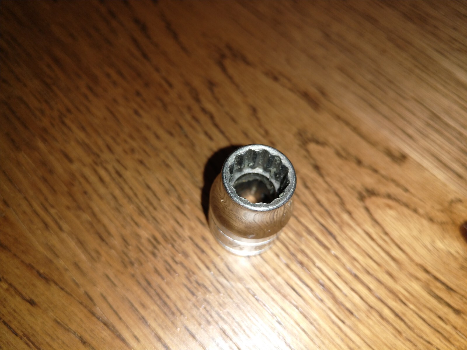 Snap-on USA 3/8″ Drive 12-Point SAE 3/8″ Flank Drive Shallow Socket F121 20gram