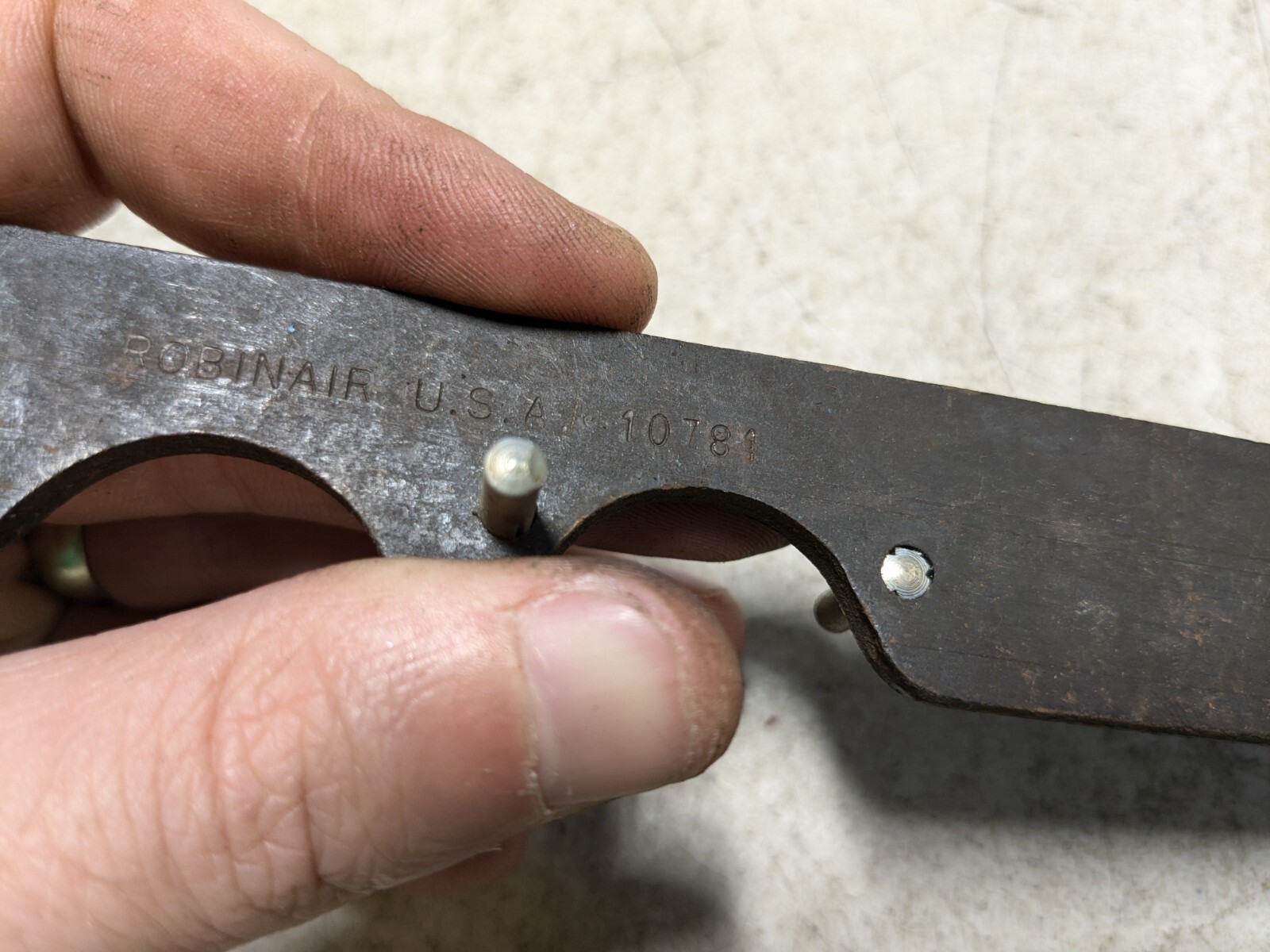 ROBINAIR TOOL 10781 SPECIALTY SERVICE TOOL