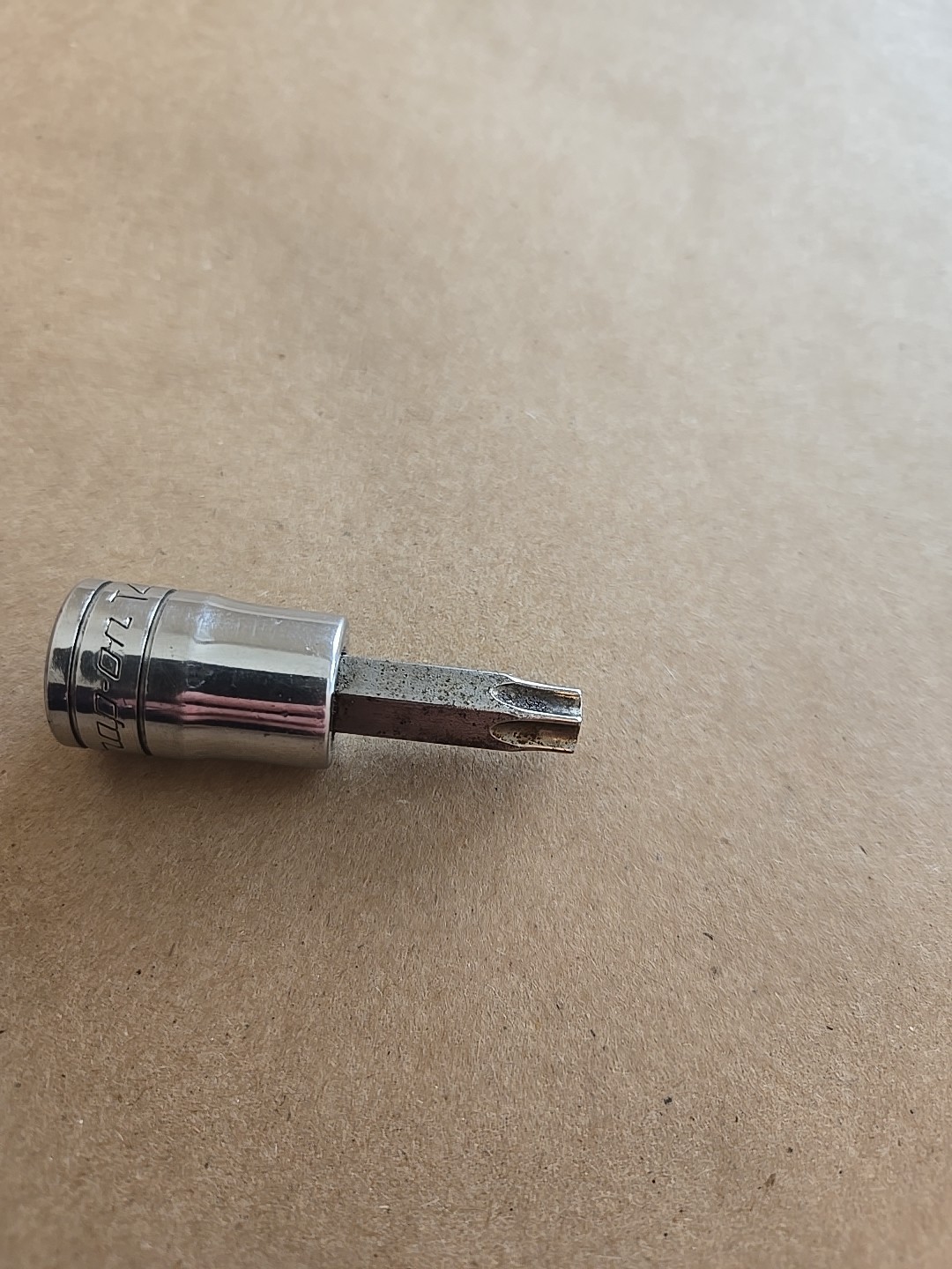 Snap On 3/8″ Drive T45 Chrome Torx Bit Driver Socket FTX45E