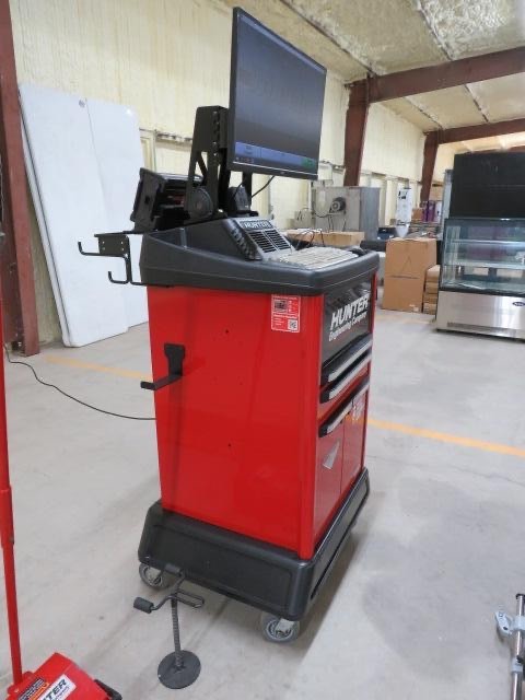 2023 LIKE NEW! Hunter HD WT674 Aligner with Cordless Remote, DSP760T Sensors