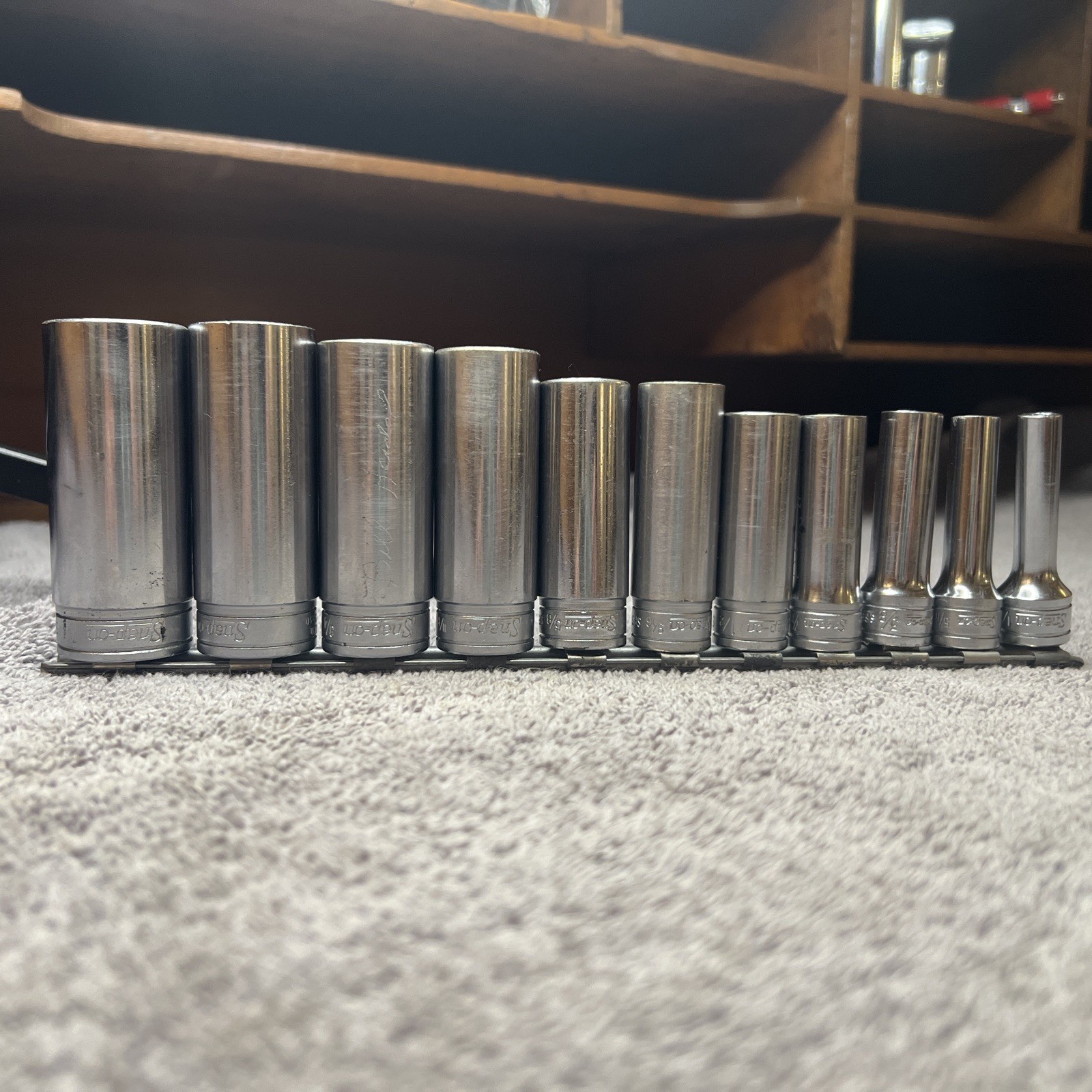 Snap-on 11 pc 3/8″ Drive SAE 6 Point Deep Socket Set 1/4” to 7/8” SFS Series
