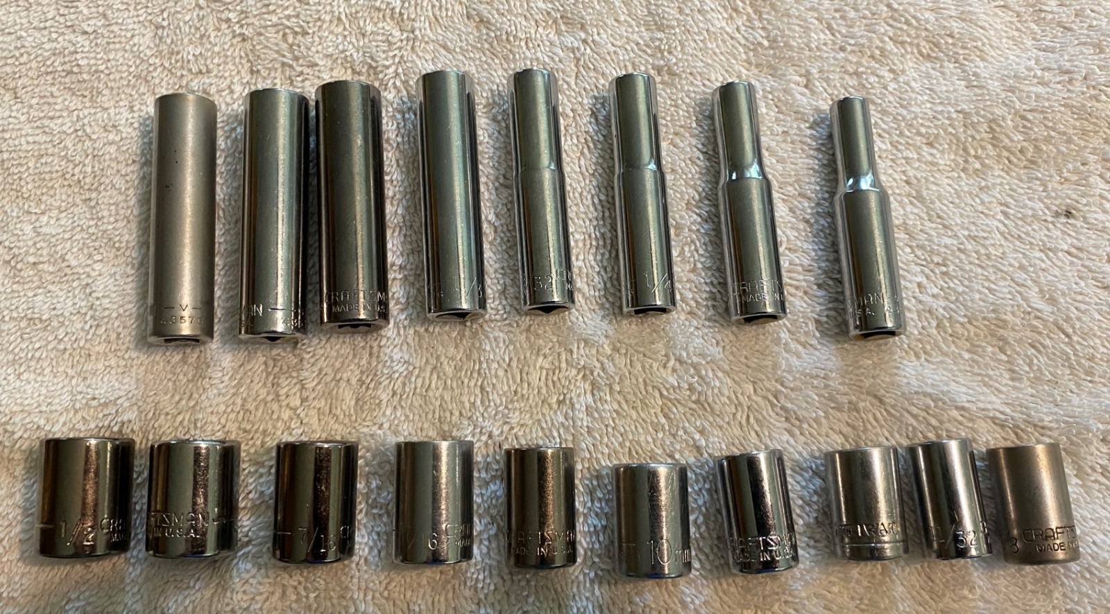 Lot of 38 – Craftsman 1/4″ Drive Assorted SAE & Metric Sockets, Made in USA