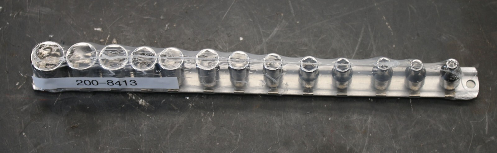 CAT 200-8413 13-Piece Socket Set 1/4 Drive METRIC 4-15 mm 6-Point NEW