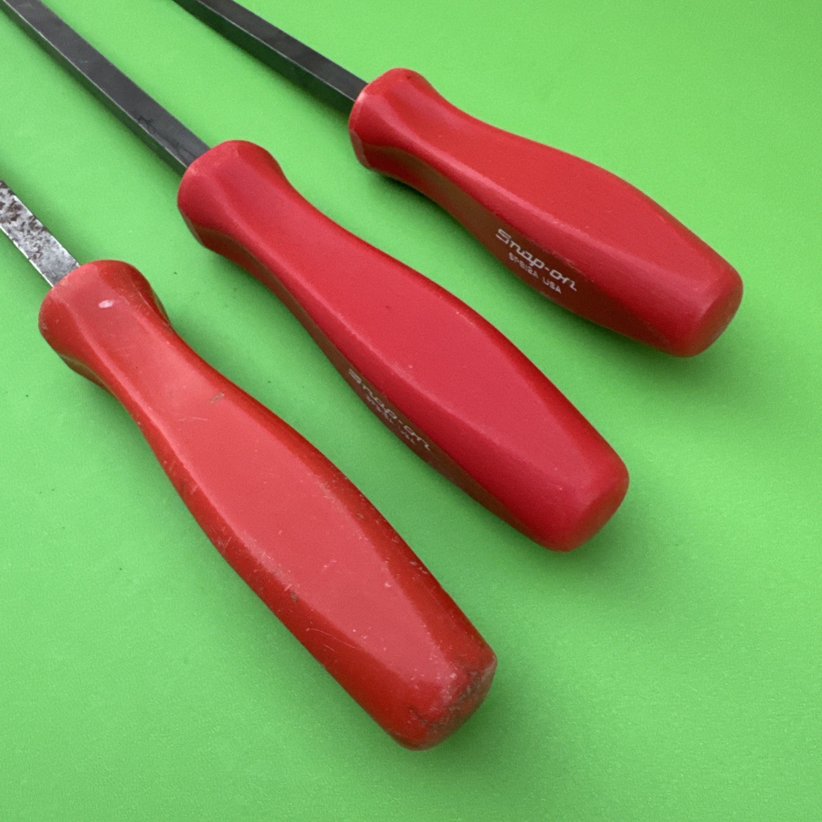 Snap-On USA RARE 3 Piece 12″, 18″, 24″ RED Hard Handle NON STRIKING Pry Bar Set