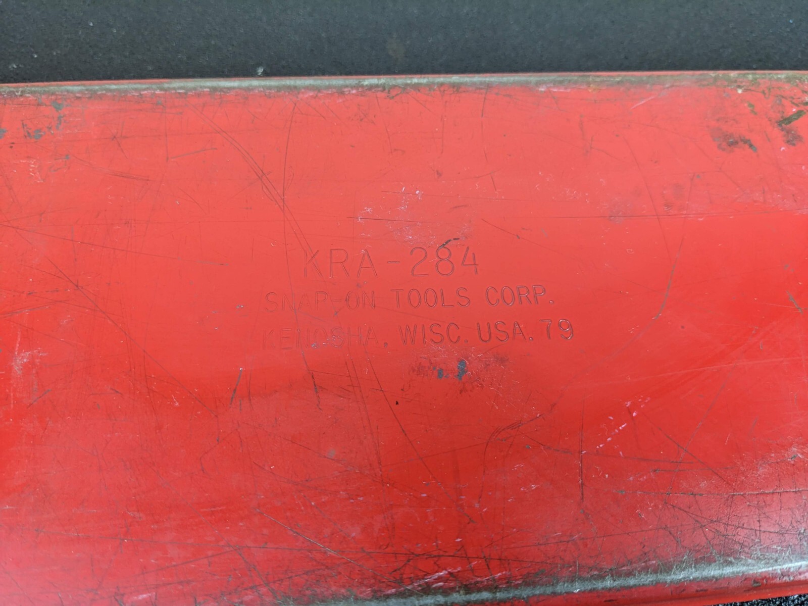 #bj954 Snap On Tools USA KRA-284 (Kenosha WI) Red Metal Tool Case Box